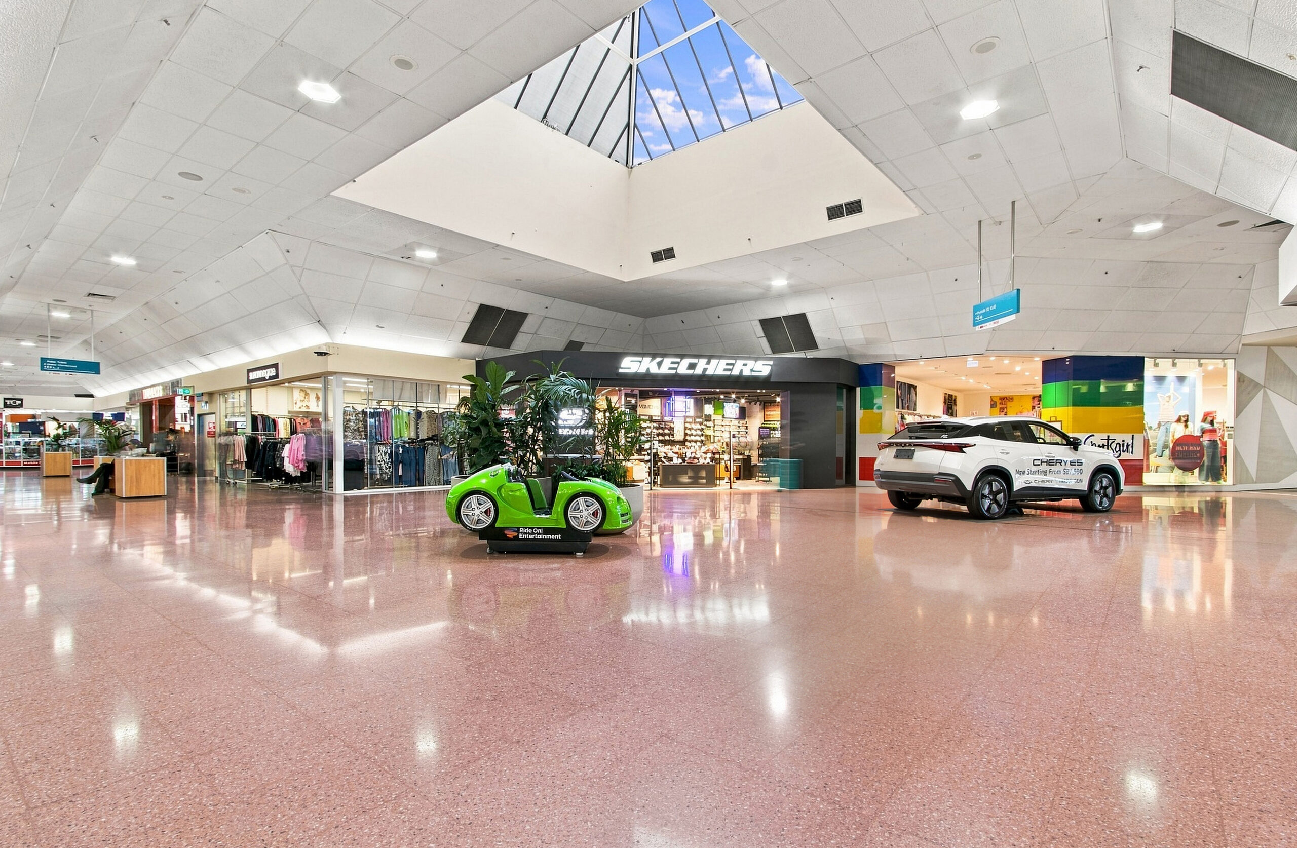 Interior 7